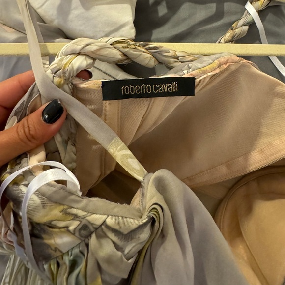 ROBERTO CAVALLI GRAY & FLORAL PEONT GOWN SIZE 38, STUNNING BALLGOWN - Picture 7 of 17